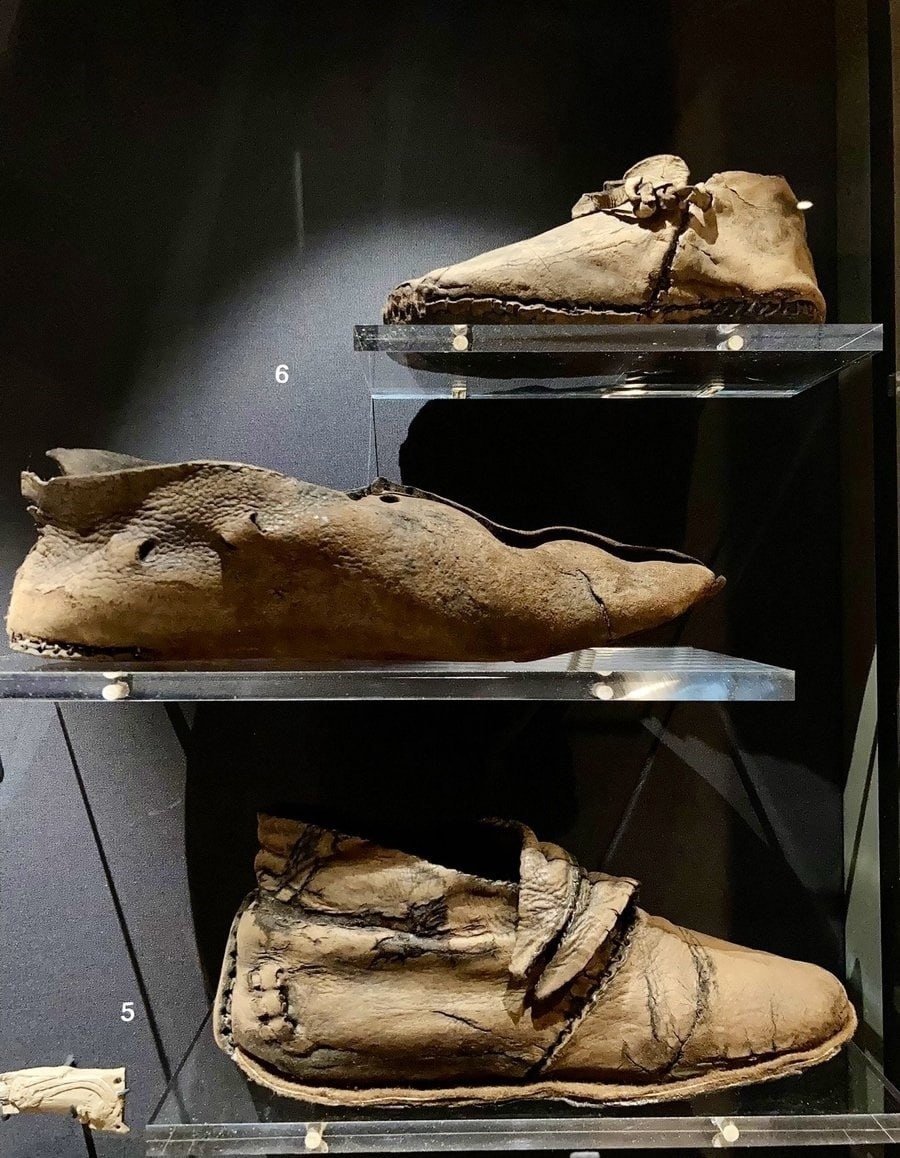 Leather footwear from the Viking Age, 10th century - History (science), Archeology, Ancient artifacts, Shoes