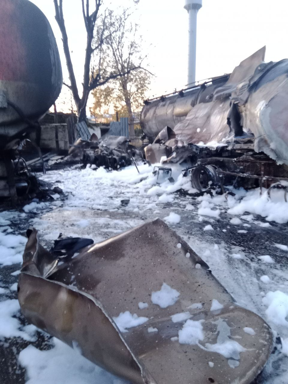 Investigating a fuel tanker explosion with a fire investigator - My, Fire, Incident, Расследование, Safety engineering, Ministry of Emergency Situations, Video, Soundless, Longpost, Negative