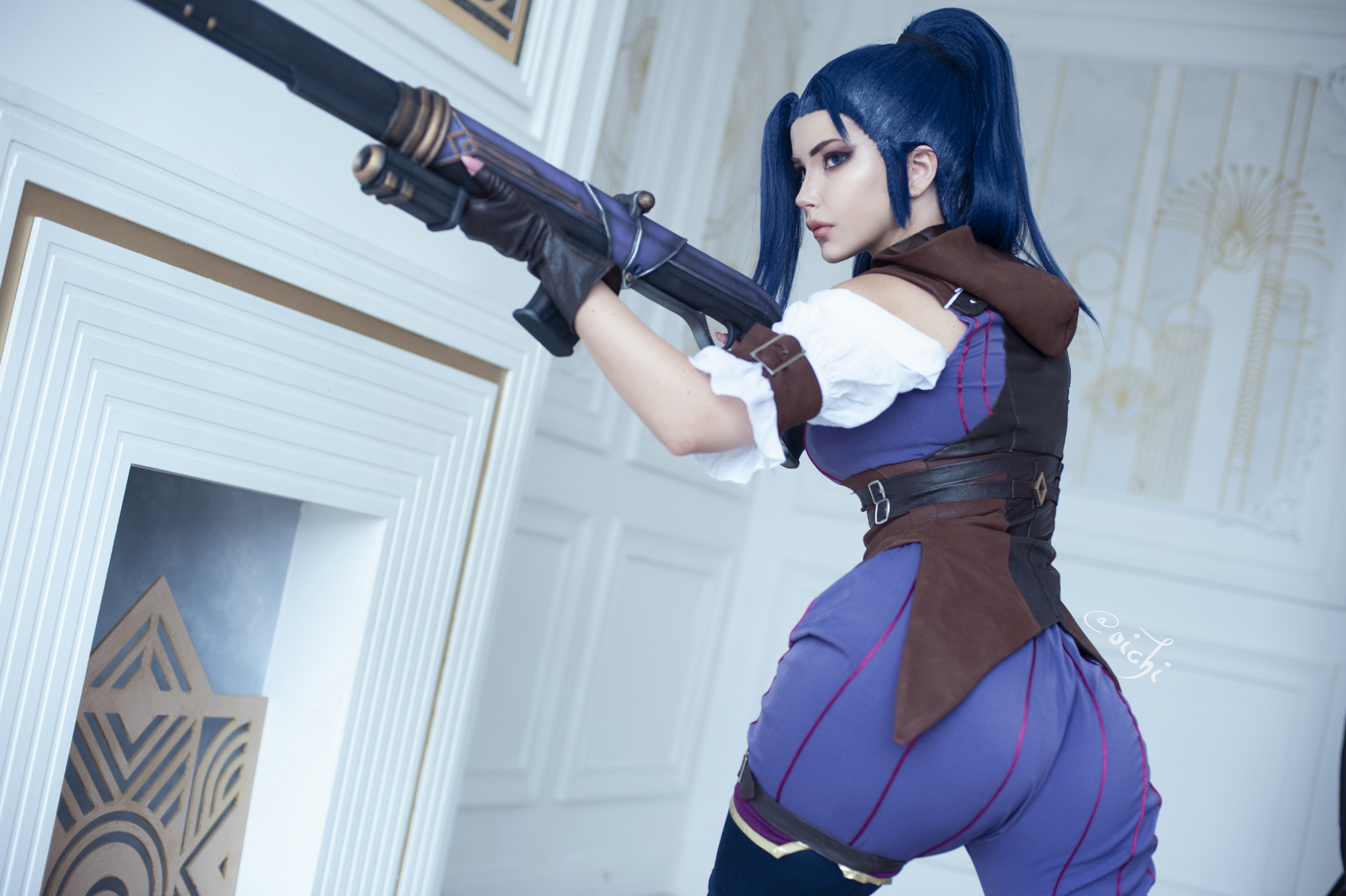 One Cosplayer - Two Looks (My Arcane Cosplay) - My, Cosplay, Computer games, Cosplayers, PHOTOSESSION, Games, League of legends, Arcane, VI, Caitlyn (LoL), Costume, Anime, Girls, Longpost