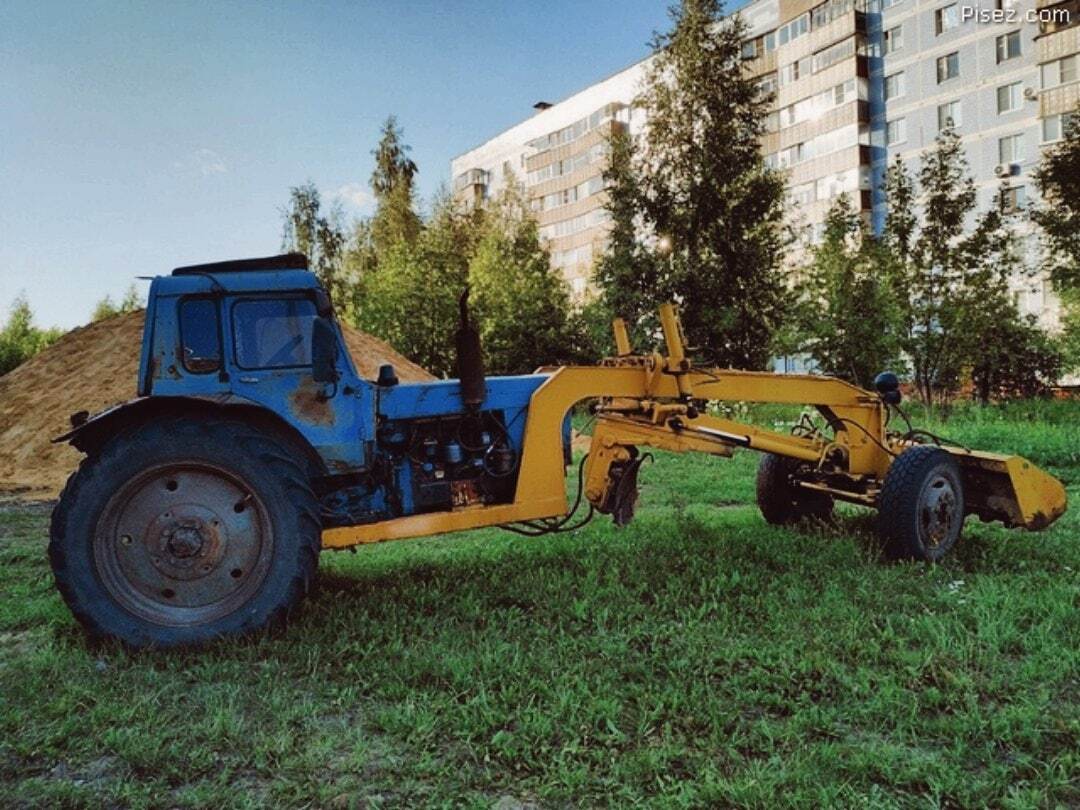 Что ты такое и кто тебя сотворил?) - Фотография, СССР, Трактор, Юмор