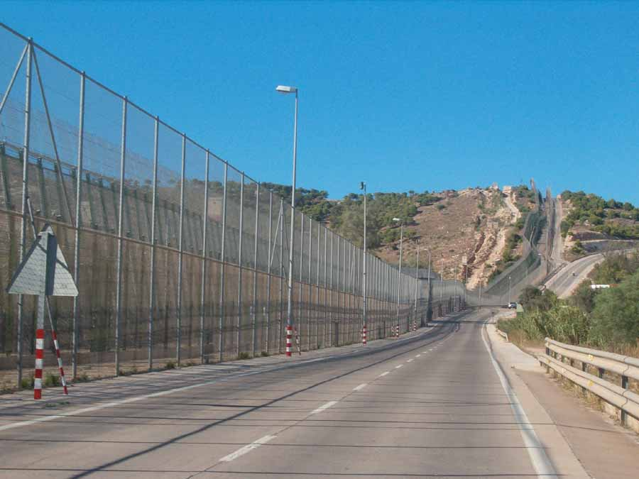 Two pieces of land in Africa. These are not separate states. Who do they belong to? - My, Informative, Country, Geography, Spain, Africa, History (science), Longpost