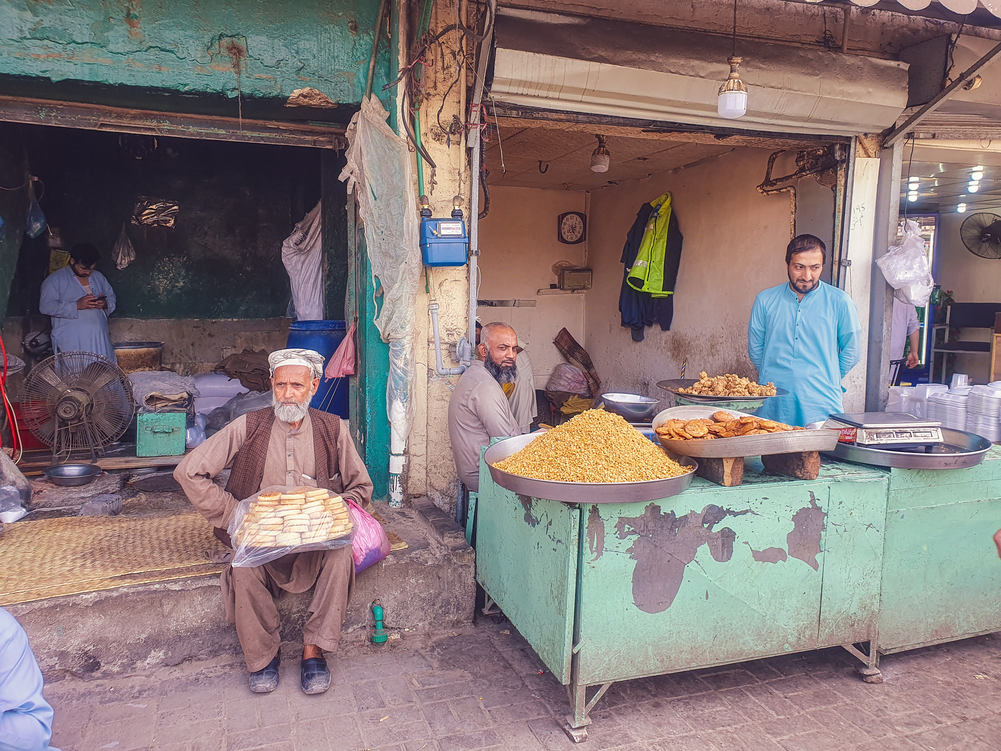 Peshawar. 50 km from Afghanistan. Part 1 - My, Pakistan, Muslims, Pakistanis, Life stories, Longpost