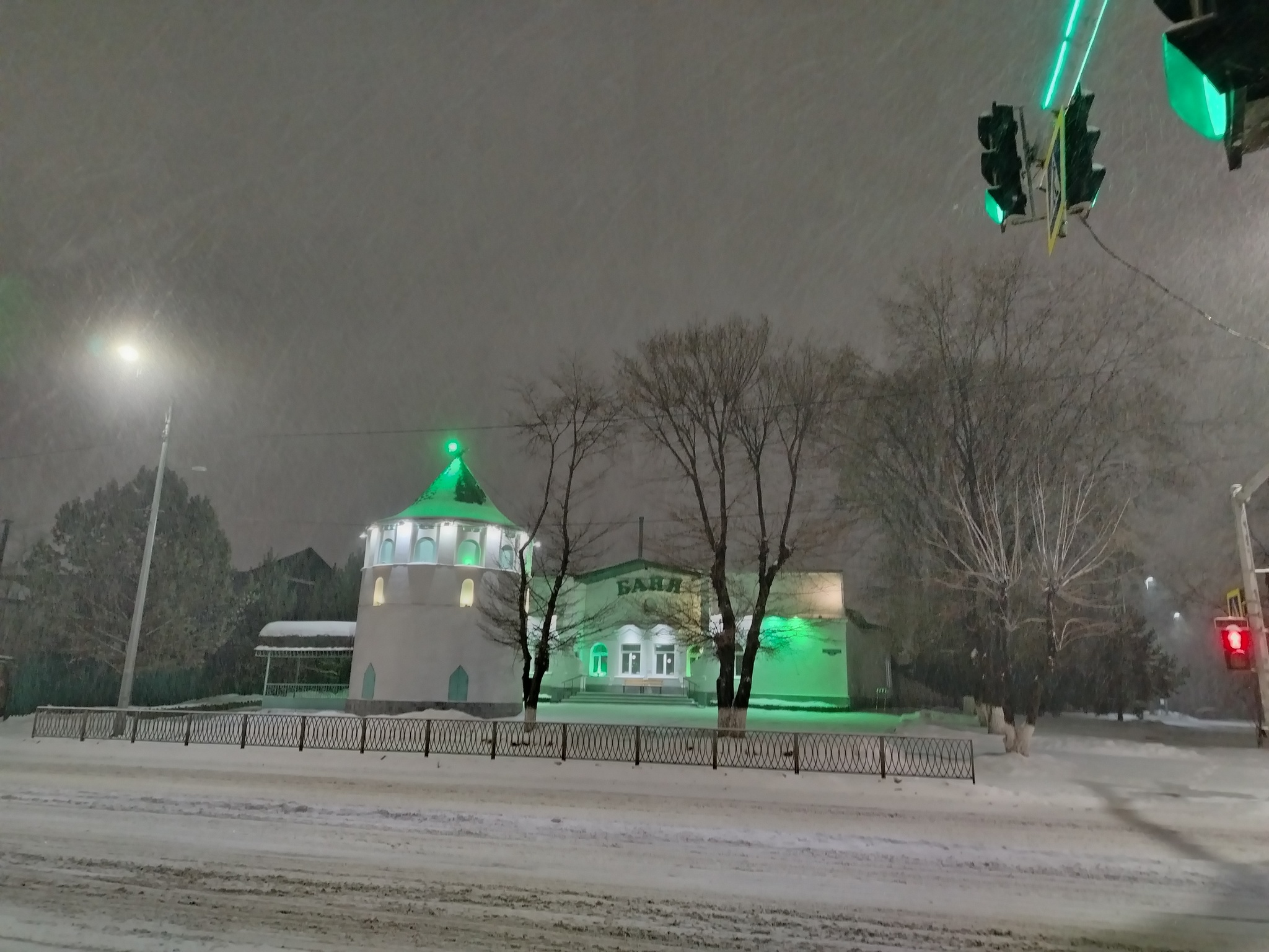 Snowy evening - My, Snow, Evening, Longpost