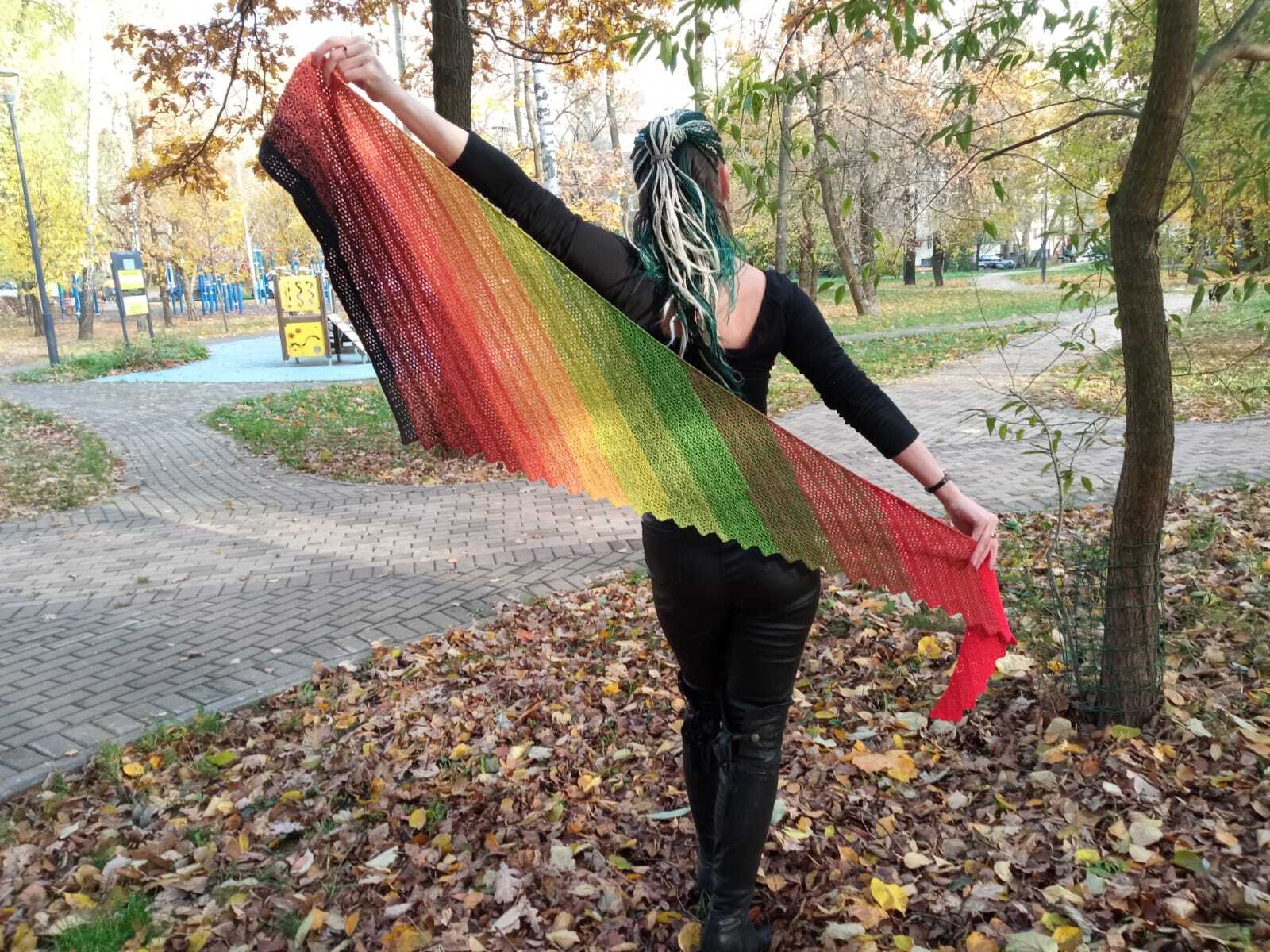 And I wouldn’t want to impose myself, but here are my imposed shawls for you all! - My, Presents, Shawl, Bactus, Handmade, Knitting, Crochet, Gradient, With your own hands, Longpost