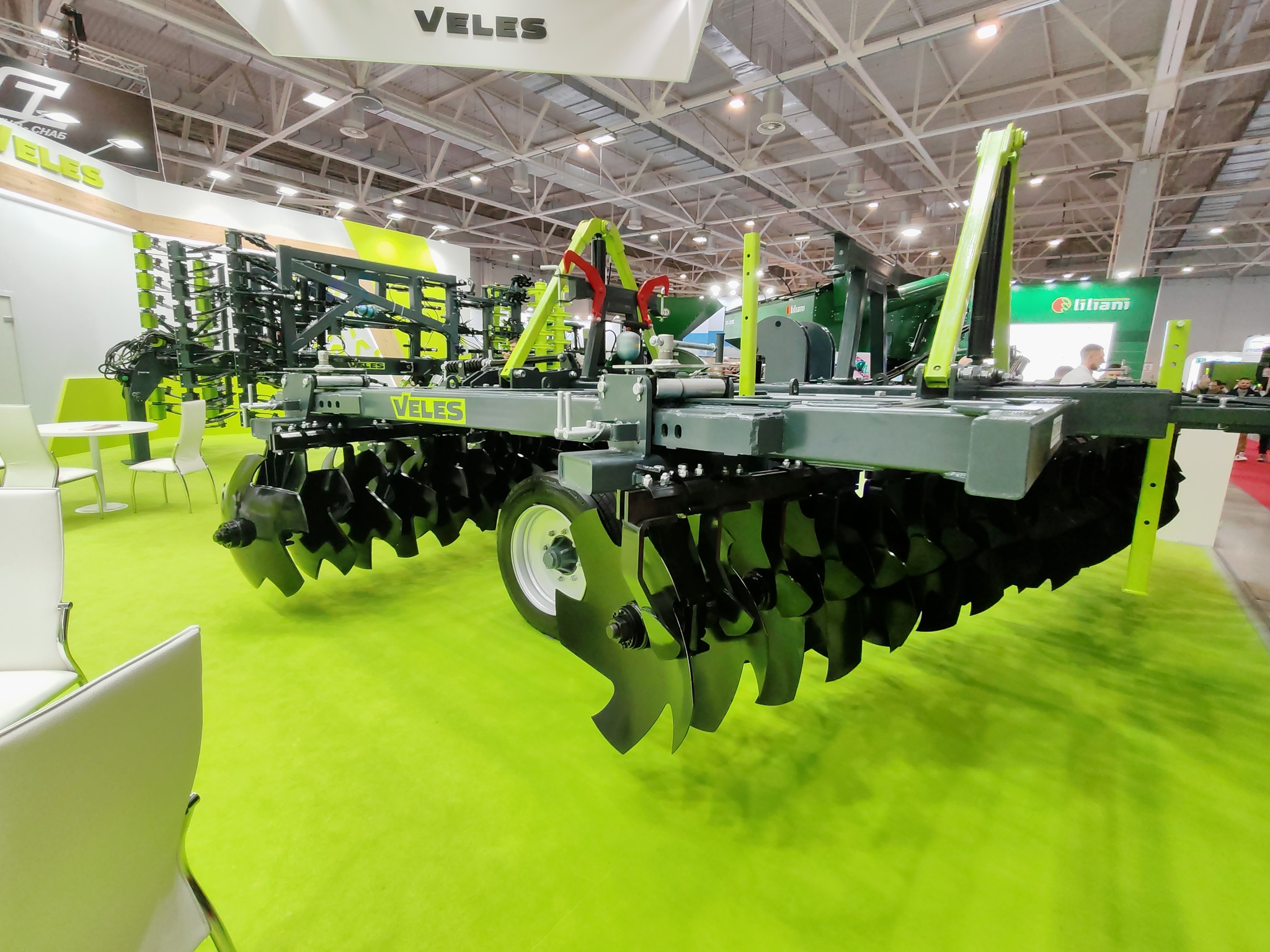 Continuation of the post Photos from the agricultural exhibition in Krasnodar - Tractor, Combine harvester, Сельское хозяйство, Agricultural machinery, Exhibition, Krasnodar, Video, Longpost, Seeds, Pesticides, Fertilizers