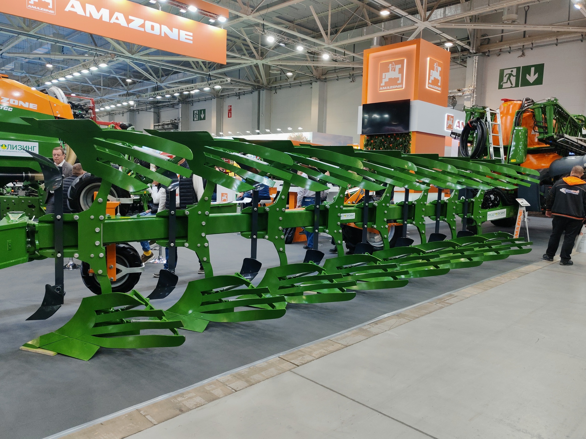 Continuation of the post Photos from the agricultural exhibition in Krasnodar - Tractor, Combine harvester, Сельское хозяйство, Agricultural machinery, Exhibition, Krasnodar, Video, Longpost, Seeds, Pesticides, Fertilizers