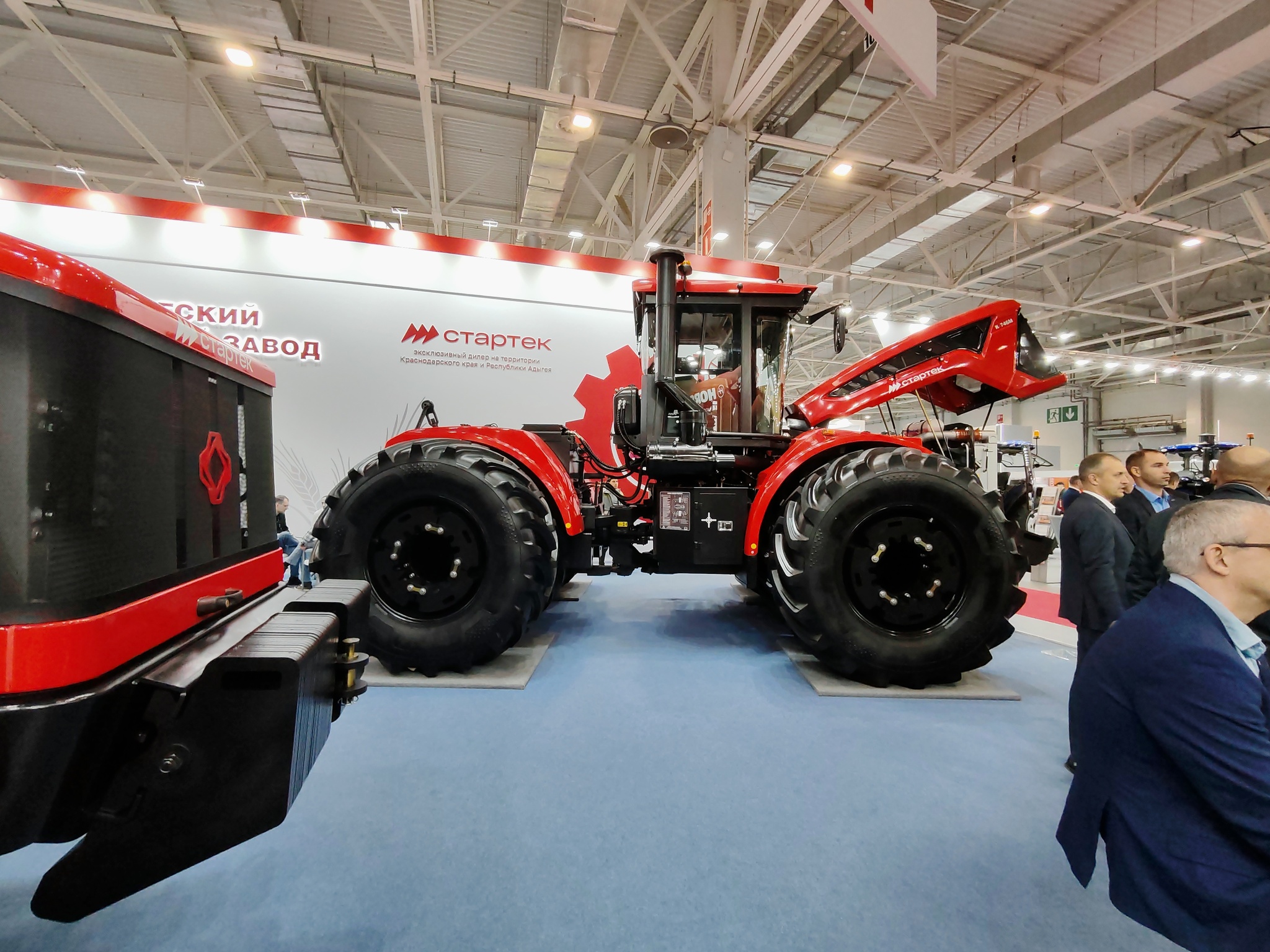 Photos from the agricultural exhibition in Krasnodar - My, Tractor, Combine harvester, Сельское хозяйство, Agricultural machinery, Exhibition, Krasnodar, Video, Longpost