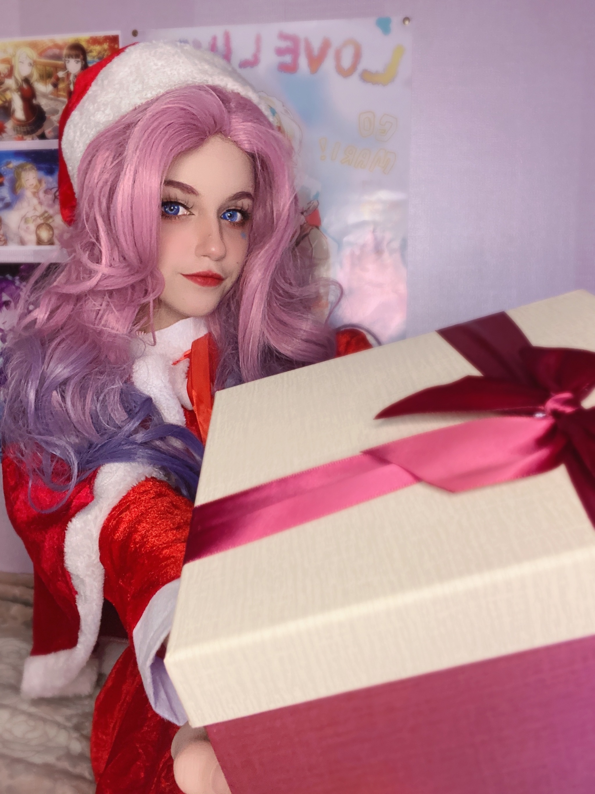 Happy first day of winter! - My, Cosplay, Cosplayers, Girls, Anime, Christmas, League of legends, Seraphine, New Year, New Year costume, Kawaii, Milota, Pink hair, Colorful hair, Presents, Snow Maiden, Longpost, Winter