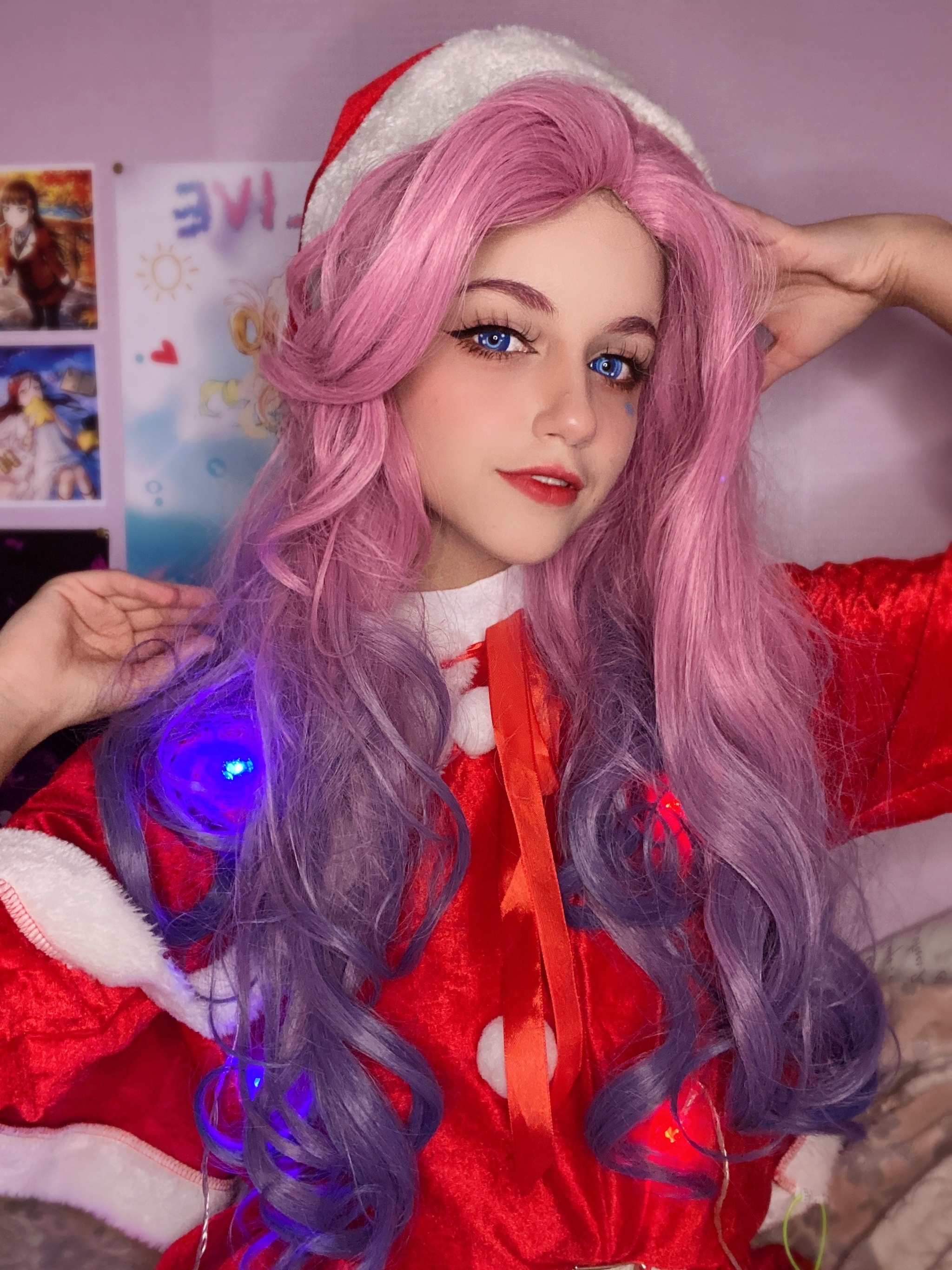 Happy first day of winter! - My, Cosplay, Cosplayers, Girls, Anime, Christmas, League of legends, Seraphine, New Year, New Year costume, Kawaii, Milota, Pink hair, Colorful hair, Presents, Snow Maiden, Longpost, Winter