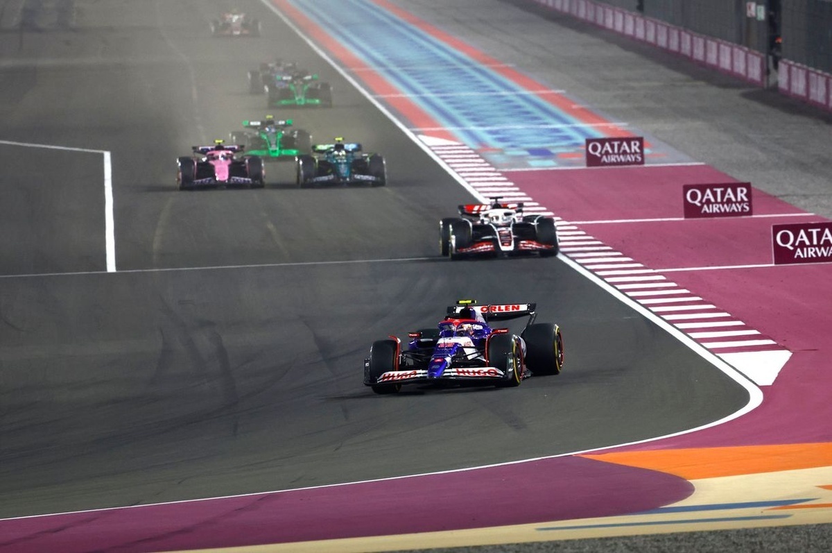 Qatar GP review: Stewards cause a stir but can't hold Verstappen back - Formula 1, Автоспорт, Race, World championship, Qatar, Lusail, dust, Max Verstappen, Charles Leclerc, Oscar Piastri, Lando Norris, George Russell, Lewis Hamilton, Sergio Perez, Pierre Gasly, Ferrari, Red bull, Mclaren, Mercedes, Yandex Zen (link), VKontakte (link), Longpost