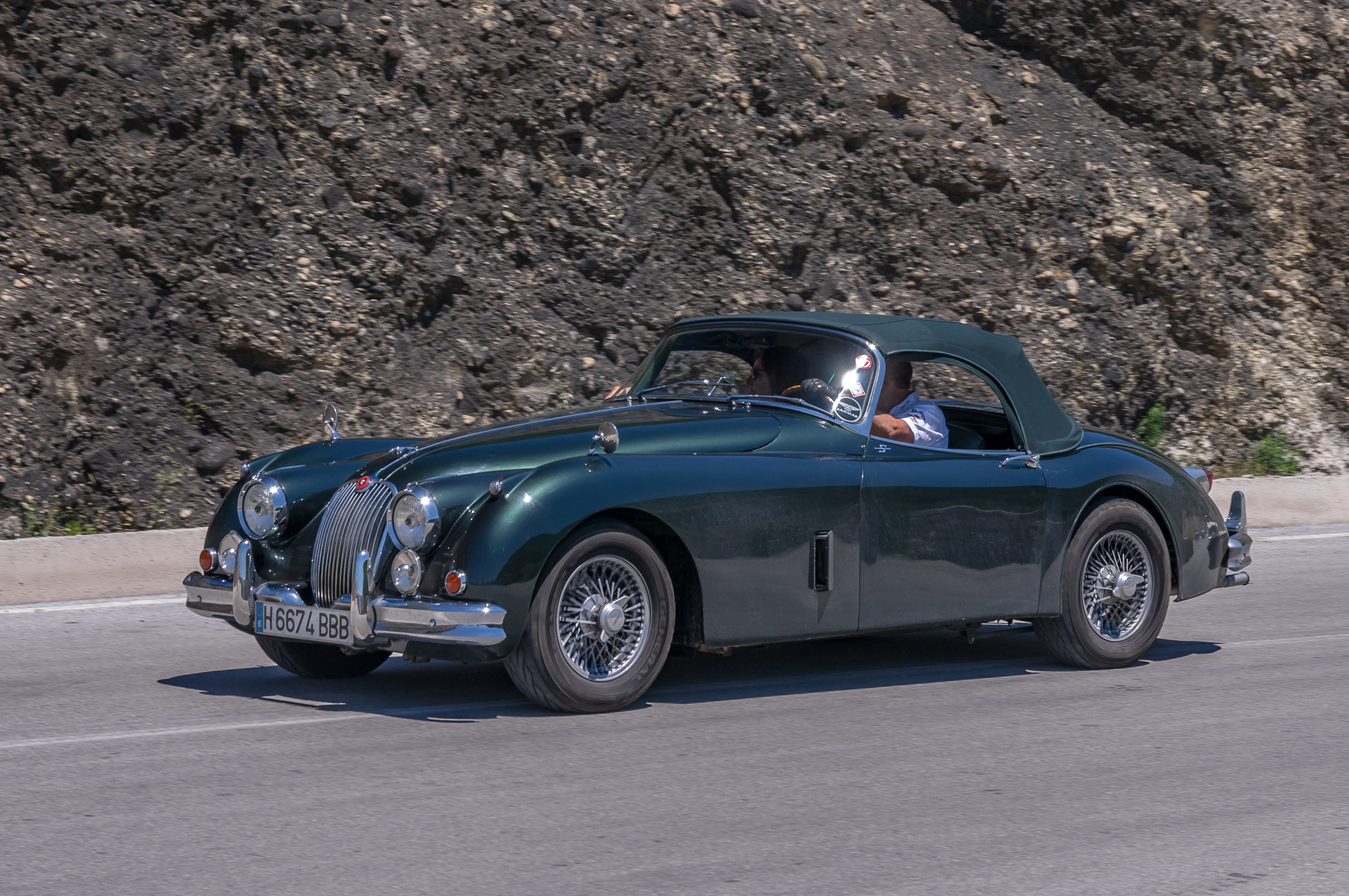 Retro car rally in Meteora. Greece - My, Greece, Meteora Monastery, Motorists, Retro car, Longpost