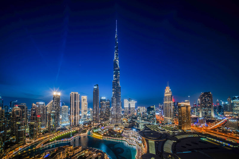 Burj Khalifa's facade gets new lighting - UAE, Dubai, Burj Khalifa