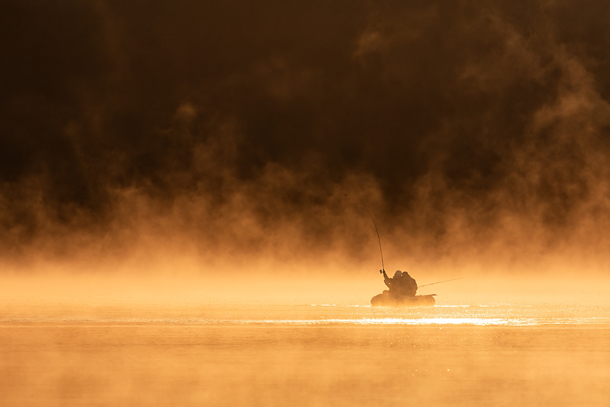 Frosty steam - My, Fishermen, Fishing, A boat, Inflatable boat, Steam, Fog, River, Seversky Donets, Landscape, Rostov region, The photo