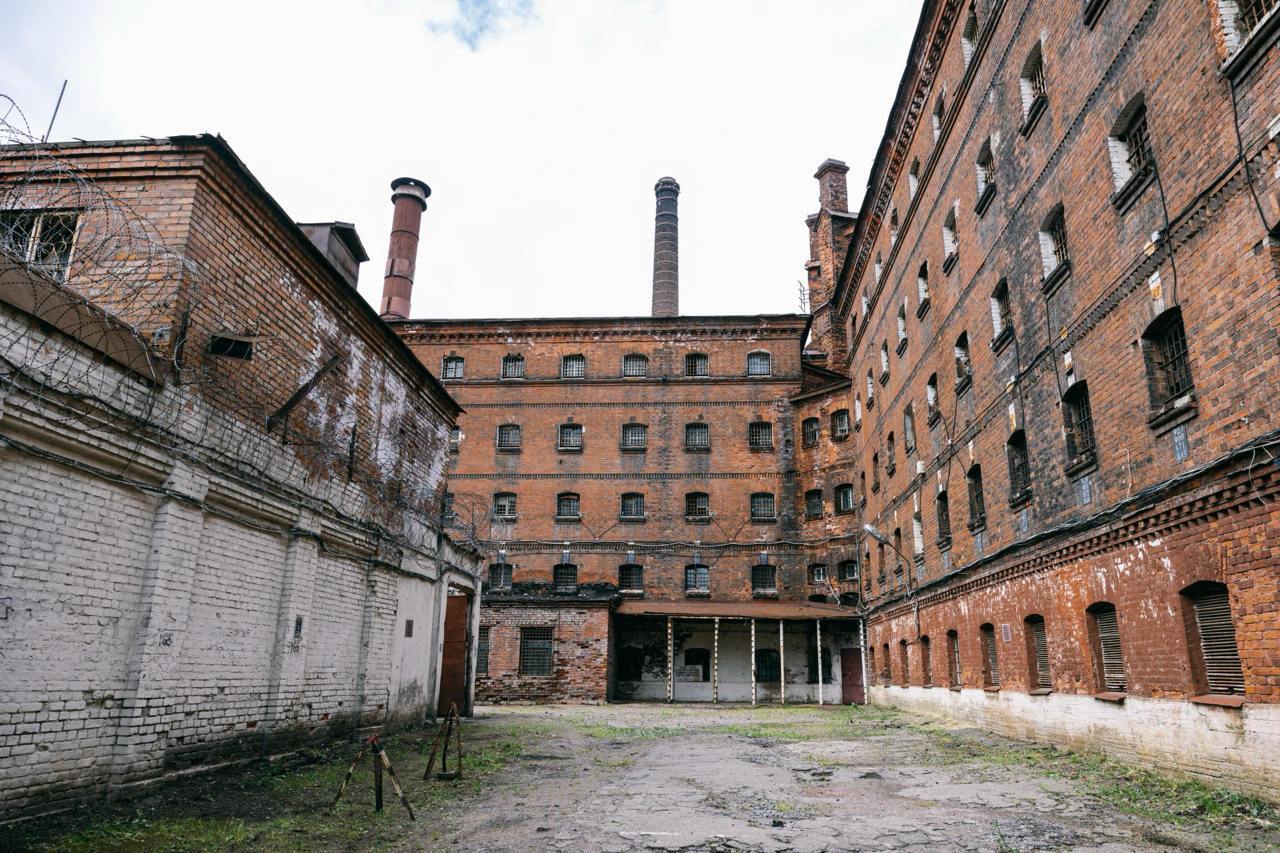 The property complex of the former Kresty prison in St. Petersburg will be put up for auction before the end of 2024 - Crossposting, Pikabu publish bot, My, Bargaining, Lawyers, Prison, Prison Crosses, Saint Petersburg, Longpost