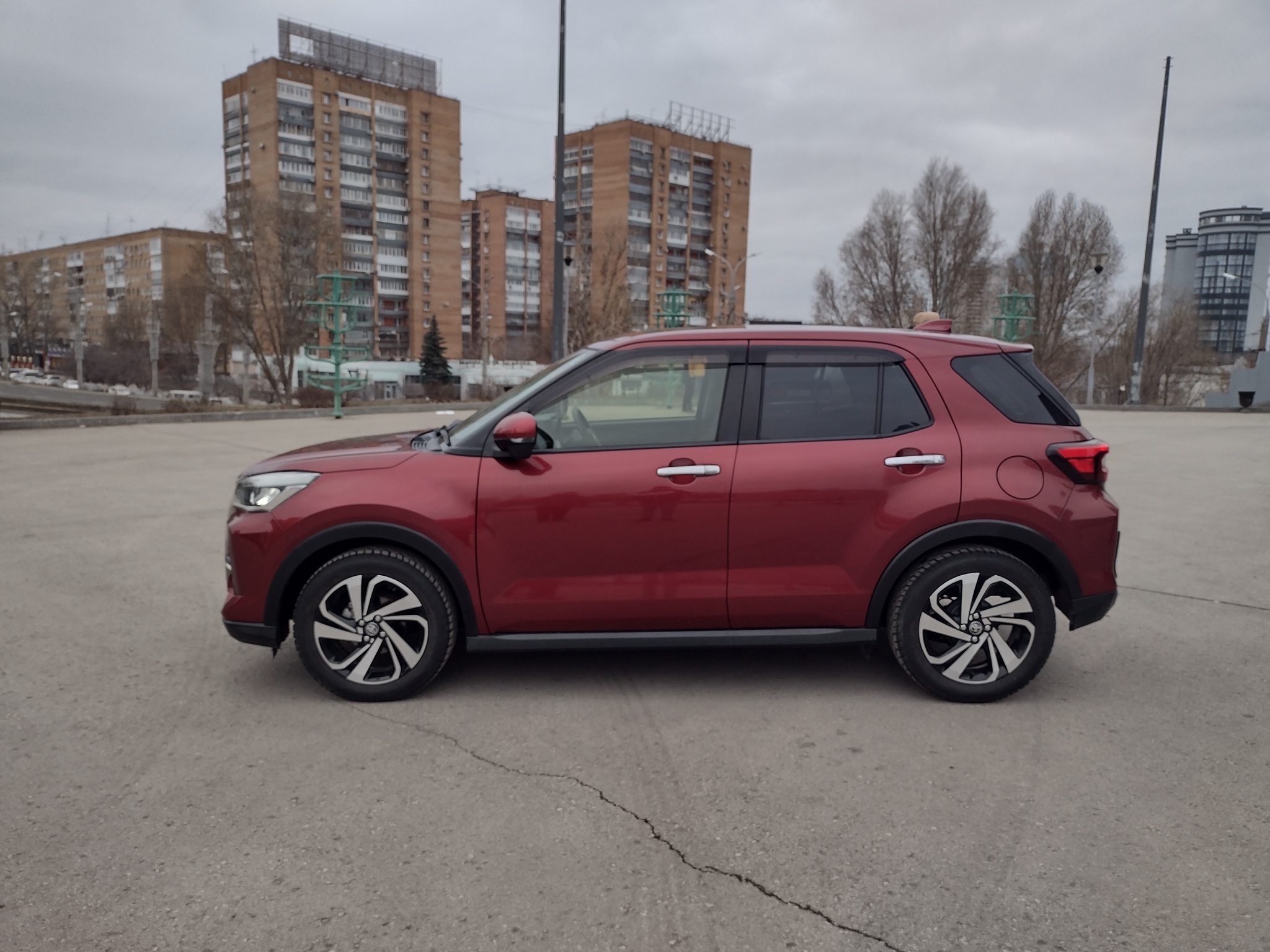 Mini RAV4 for the price of Lada Vesta! Toyota Raize from Japan - My, Auto, Car, Toyota, Jdm, Video, Youtube, Longpost