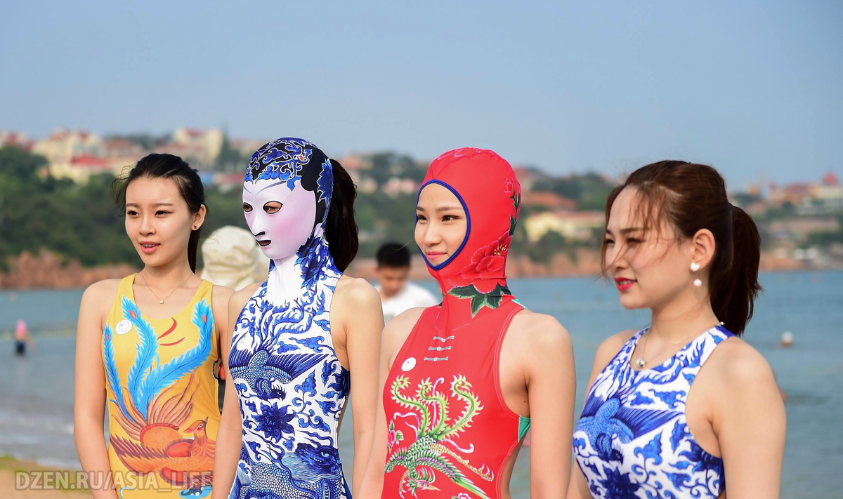 China's Beach Riddle: Why Do Chinese Women Bathe Fully Clothed? - My, Asia, Chinese, Living abroad, China, Asian, Asians, Travels, Tourism, Beach, Video, Video VK, Longpost