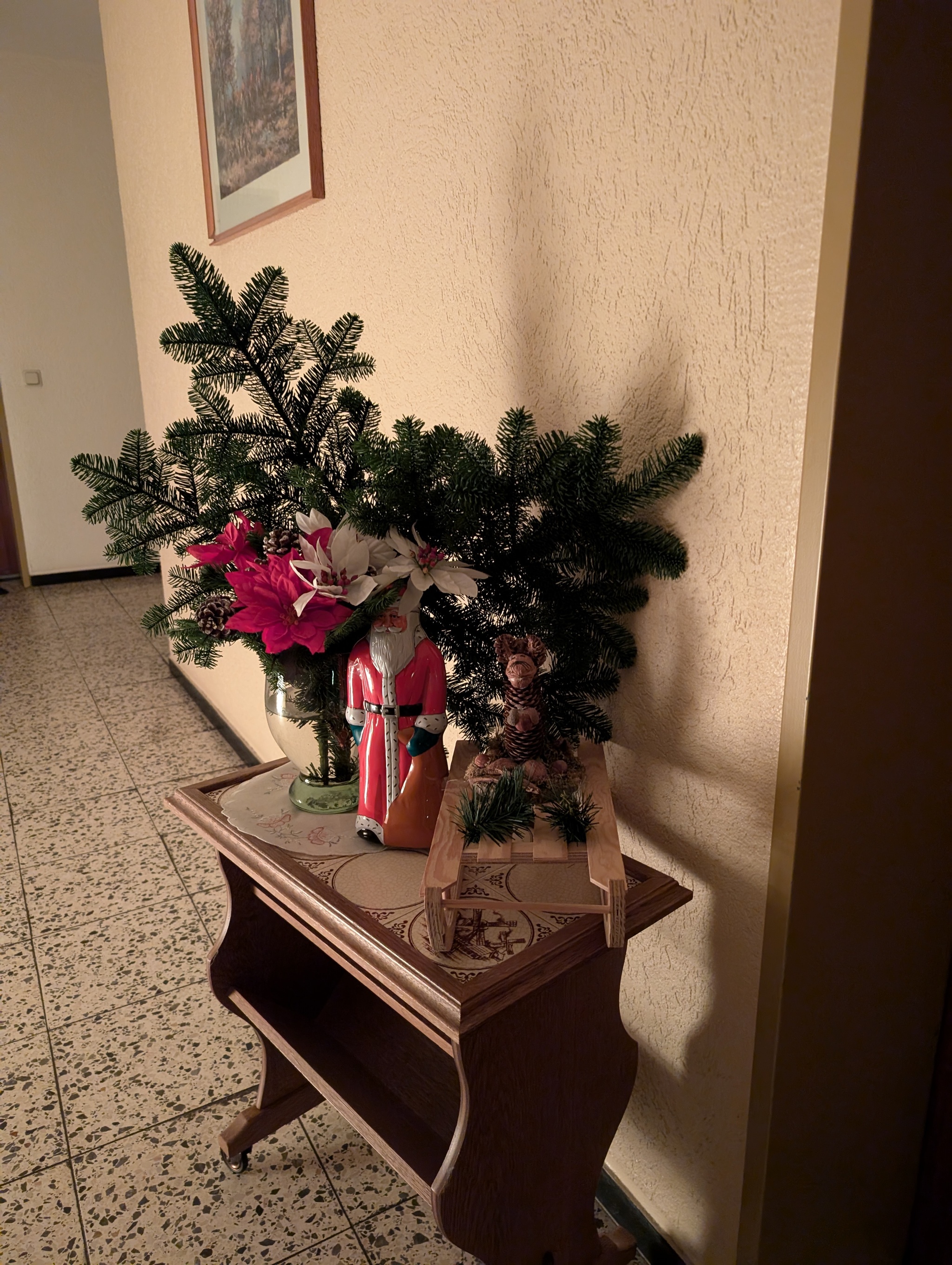 New Year's decorations in the entrance from neighbors - New Year, Decoration, Longpost