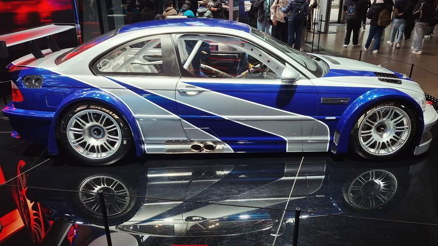 Real BMW M3 GTR in Need For Speed: Most Wanted livery at BMW Welt Museum#bmw #m3 #m3gtr #mostwanter - Bmw, Need for Speed: Most Wanted, Bmw m3, Games, Museum, Longpost