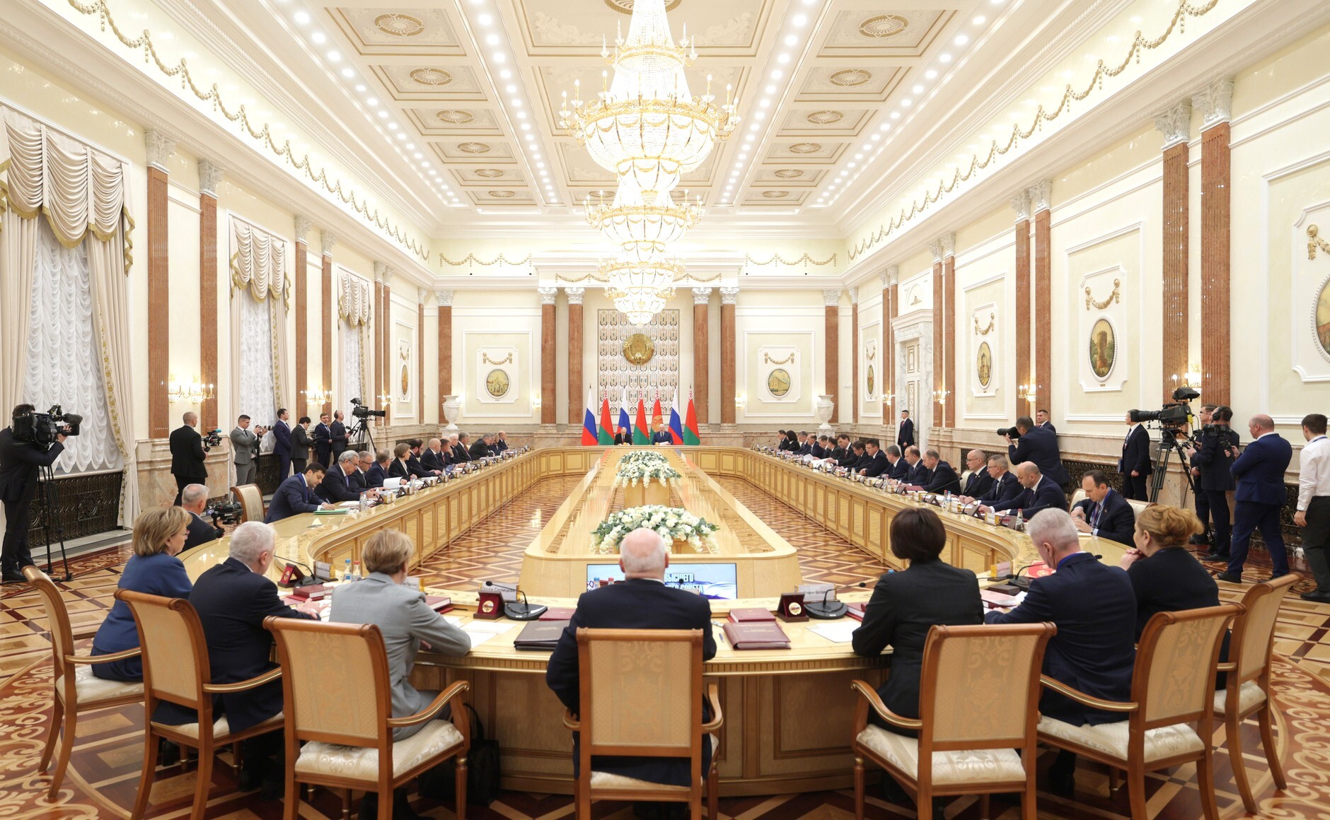 Vladimir Putin and Alexander Lukashenko held a meeting of the Supreme State Council of the Union State of Russia and Belarus in Minsk - news, Politics, Russia, Republic of Belarus, Minsk, Vladimir Putin, Alexander Lukashenko, Economy, Import substitution, Microelectronics, Machine tool, Aircraft construction, Shipbuilding, Migration, Health care, Work, Kremlinru, Trade, Investments, Welfare, Video, Video VK, Longpost