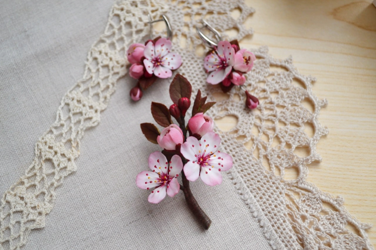 Cherry blossoms made of polymer clay - My, Handmade, Polymer clay, Лепка, Needlework without process, Flowers, beauty, Bijouterie, Longpost