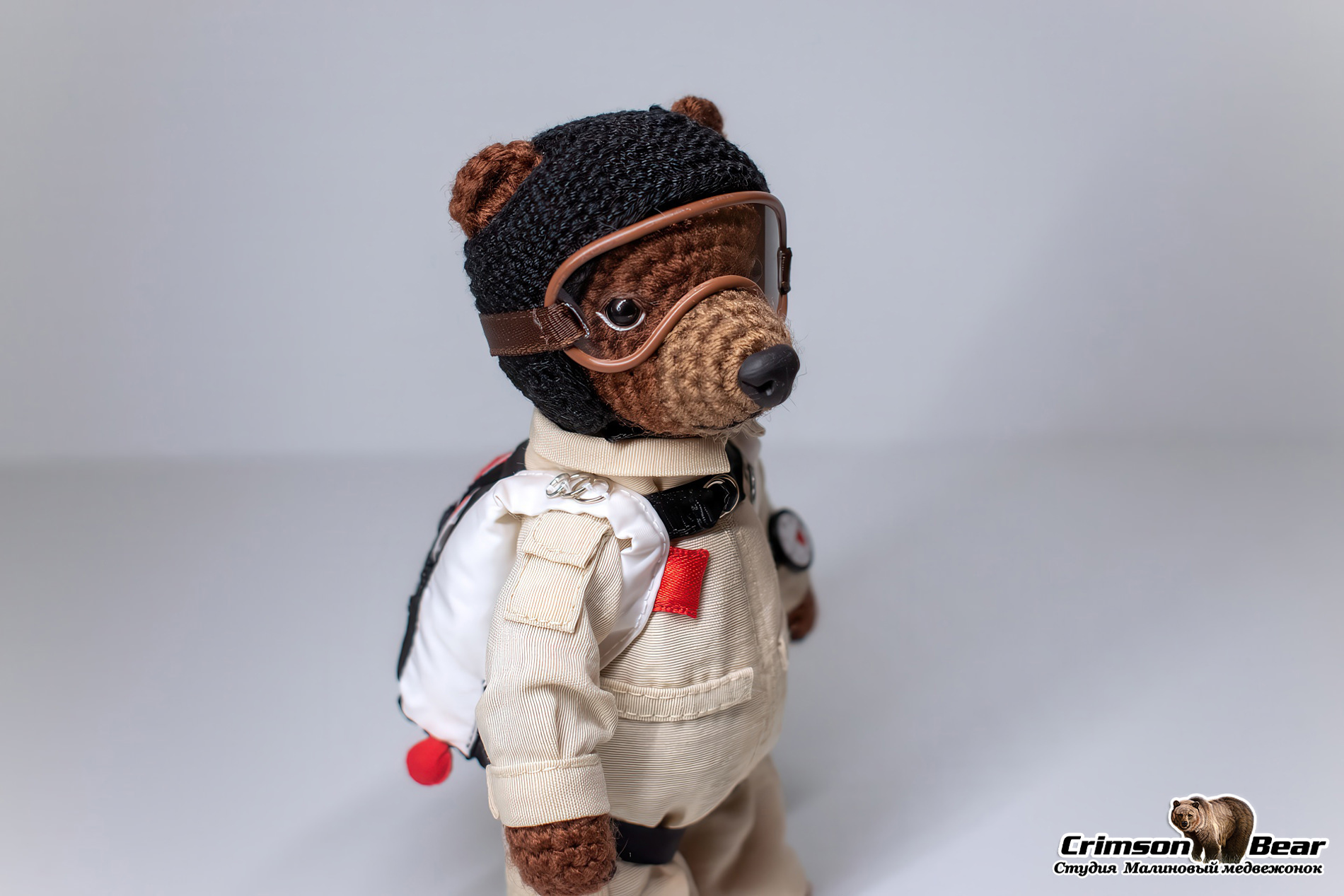 Bear with a sports parachute - My, Needlework without process, Souvenirs, Knitted toys, Amigurumi, Crochet, The Bears, Parachute, Parachutists, Author's toy, Longpost