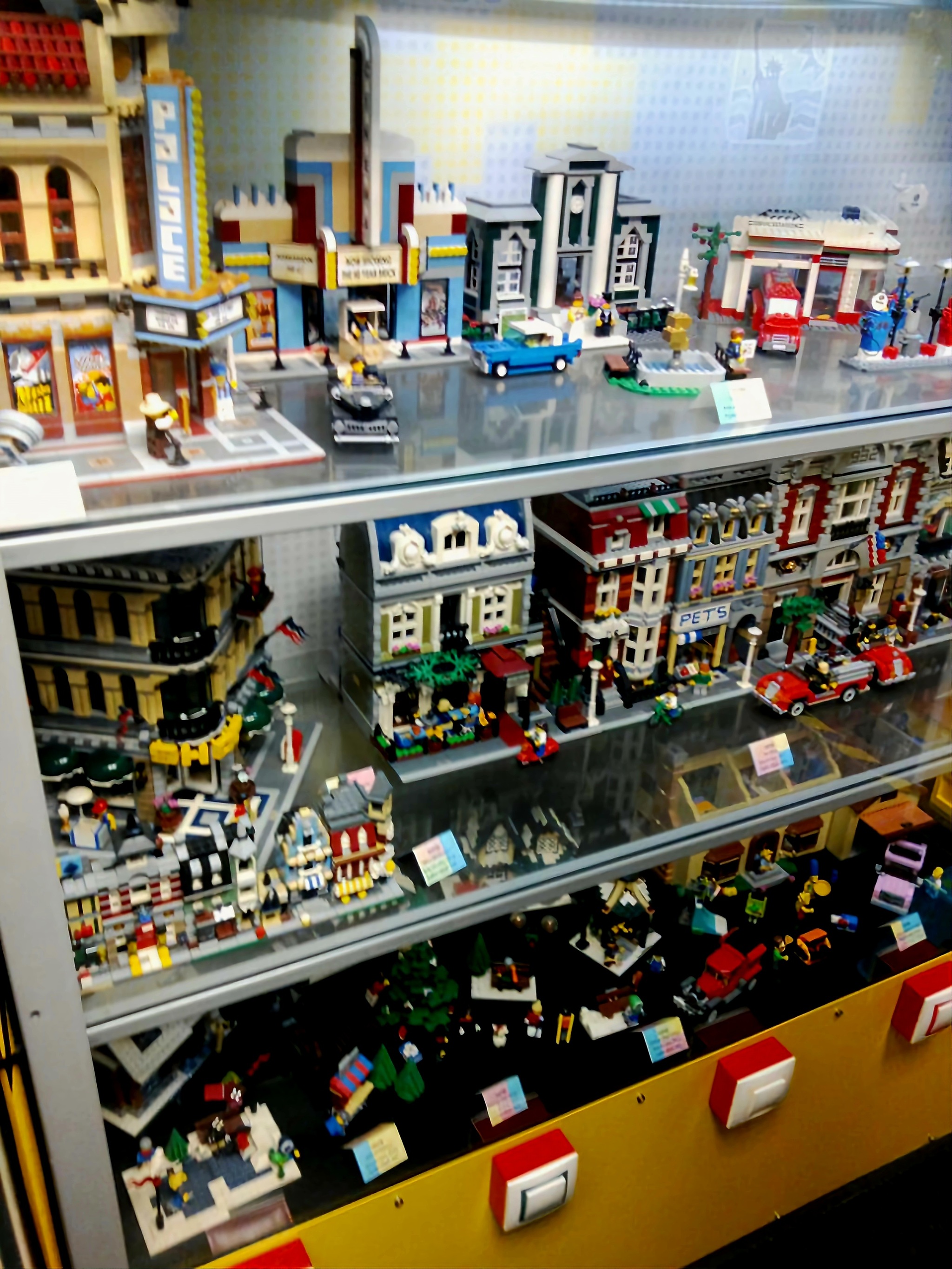 Пражский музей лего Lego Museum of Bricks 2018 - Моё, Опрос, Коллекция, Конструктор, Коллекционирование, Моделизм, LEGO, Музей, Чехия, Прага, Путешествия, Мат, Длиннопост