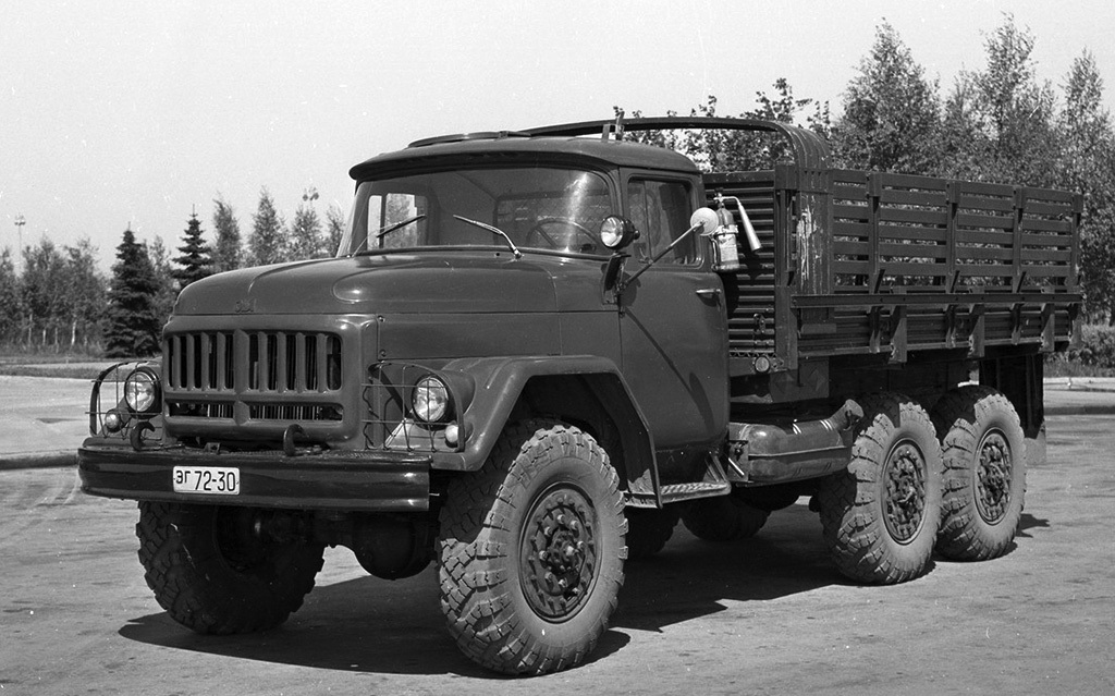 The History of the ZIL-131: How One Truck Destroyed an Entire Plant - Auto, Technics, Inventions, Car history, Want to know everything, the USSR, Made in USSR, Truck, Engine, Retro car, Spare parts, All-terrain vehicle, Tuning, Longpost