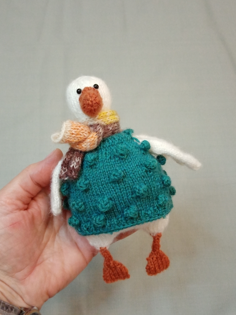 We lived with grandma... - Knitting, Knitting, Knitted toys, Presents, Amigurumi, Soft toy, New Year, Milota, Popular, Toys, Video, Vertical video, Longpost