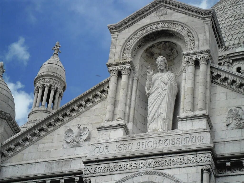 Montmartre - the romantic heart of Paris - Paris, Montmartre, France, Peace, Person, Longpost