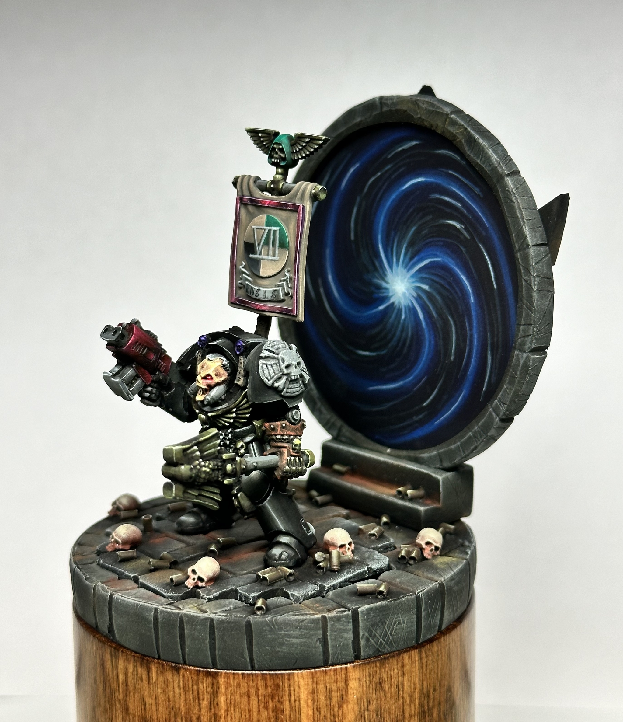 Любительская роспись миниатюр. Warhammer 40 000. Dark Angels Chaplain - Моё, Warhammer, Warhammer 40k, Games Workshop, Миниатюра, Покраска миниатюр, Loyal Space marines, Длиннопост