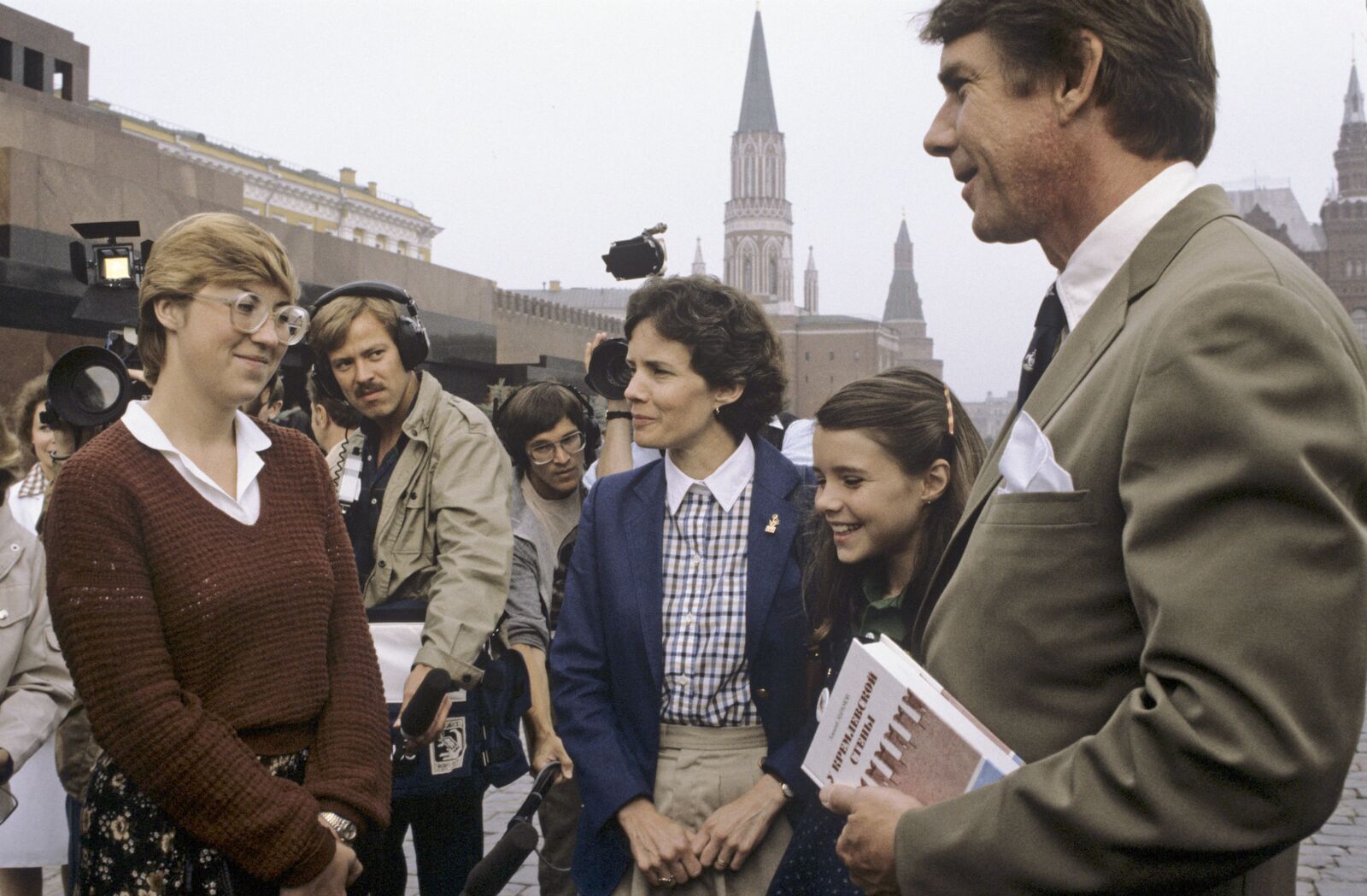 Фотографии визита американской школьницы Саманты Смит в Советский Союз (1983 год) - СССР, Детство, Ностальгия, 80-е, Воспоминания, Детство в СССР, Прошлое, Память, Telegram (ссылка), Длиннопост, Саманта Смит