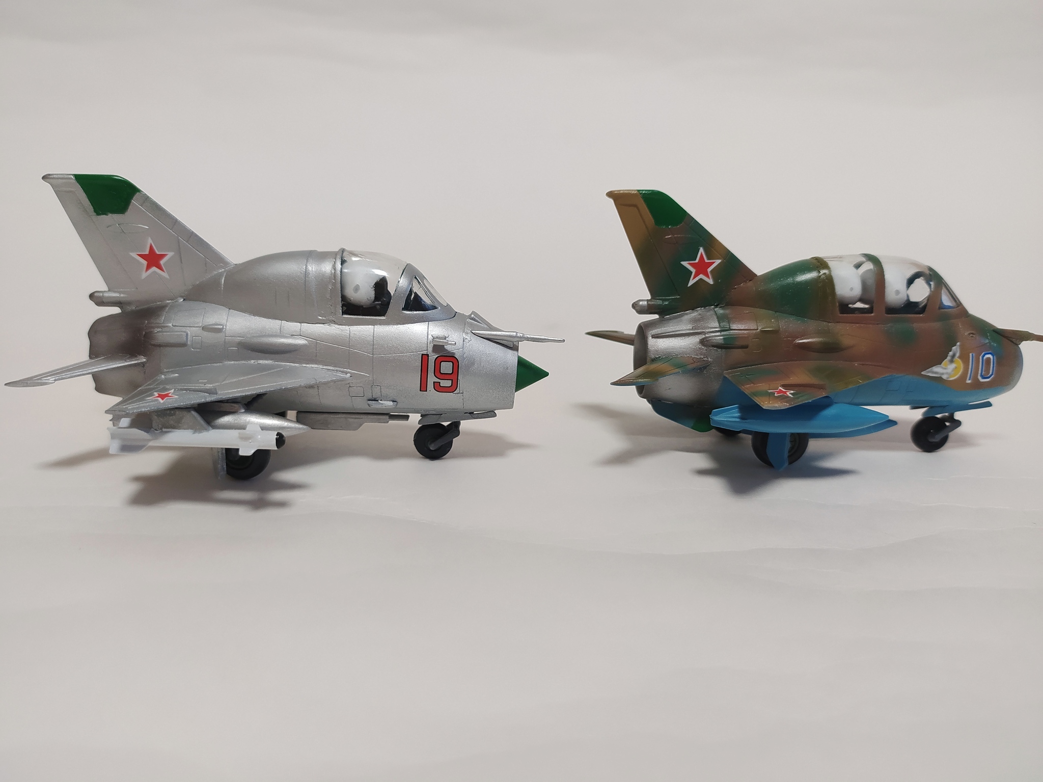 MiG-21 UM and MiG-21 SM. Toys on the LC - My, Scale model, Stand modeling, Modeling, Collecting, New Year, Christmas decorations, Longpost