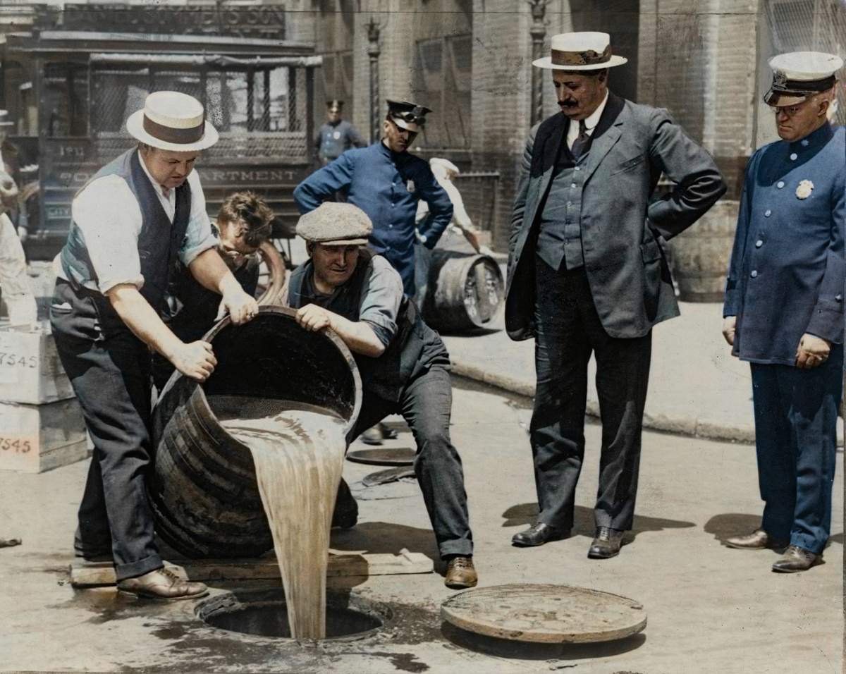 A selection of interesting and unusual photographs from the USA. 20 colorized photographs of the 20th century. Part XIII - My, Old photo, Historical photo, The photo, USA, 20th century, Colorization, Longpost