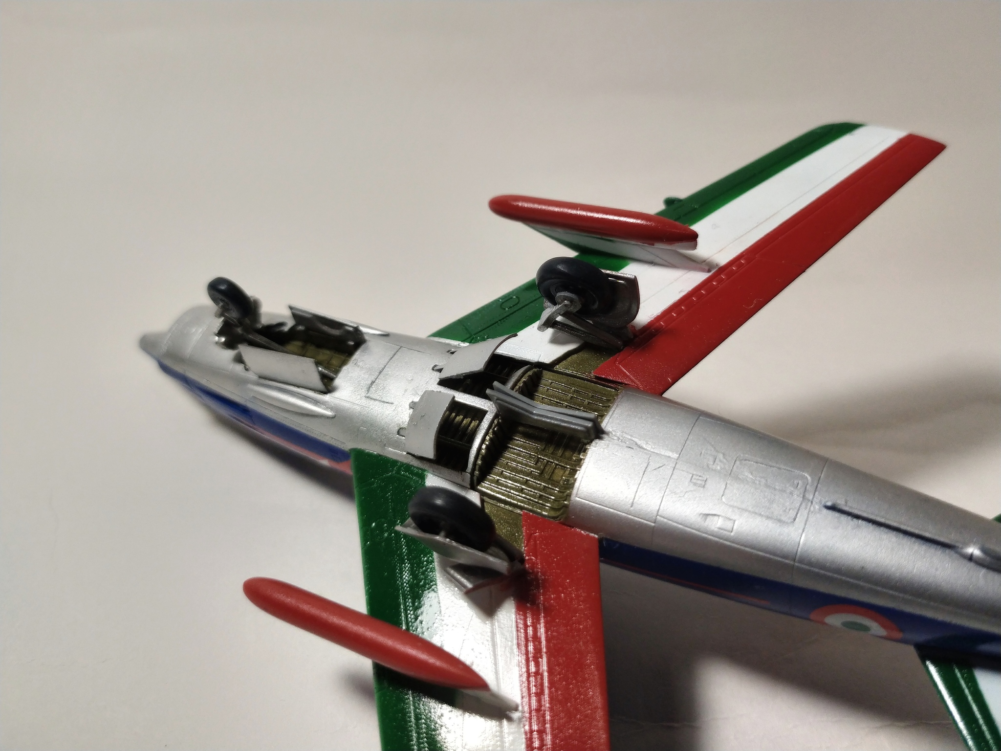 Fiat G. 91R Frecce Tricolori 1/72 - My, Collecting, Modeling, Scale model, Stand modeling, Airplane, Aerobatic team, Longpost