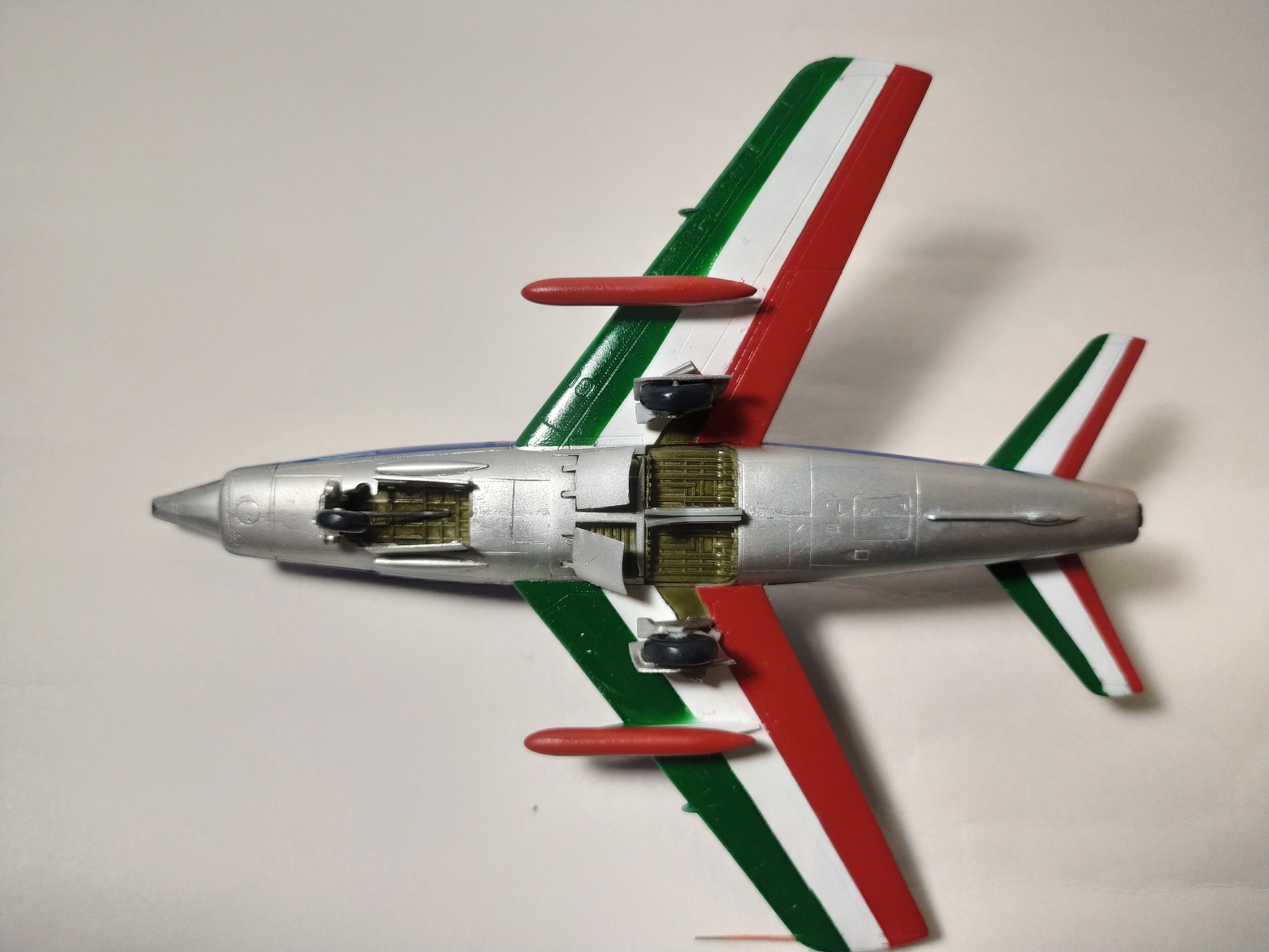 Fiat G. 91R Frecce Tricolori 1/72 - My, Collecting, Modeling, Scale model, Stand modeling, Airplane, Aerobatic team, Longpost