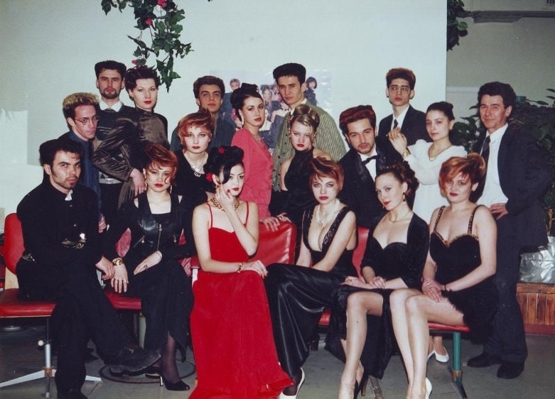 Интересные фотографии 90 -х (часть 108) - 90-е, Детство 90-х, Ностальгия, Знаменитости, Фотография, Эпоха, Амаяк Акопян, Шамиль басаев, Кашпировский, Буденновск, Юрий Никулин, Клуб Белый попугай, Леонид Куравлев, Агата Кристи, Лариса Черникова, Сергей Бодров, Отар Кушанашвили, Ace of Base, Борис Ельцин, Анастасия заворотнюк, Длиннопост, Григорий Горин