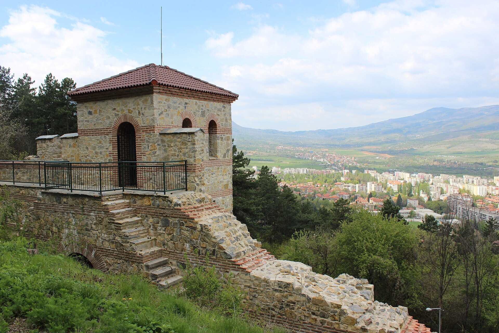 Великая стройка Юстиниана I - Моё, История (наука), Научпоп, Византия, Юстиниан, Крым, Цивилизация, Религия, Военная история, Готы, Персы, Восток, Длиннопост